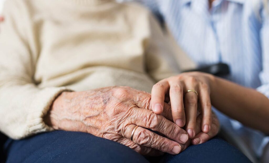 Caring for a Loved One in Hospice or Palliative Care